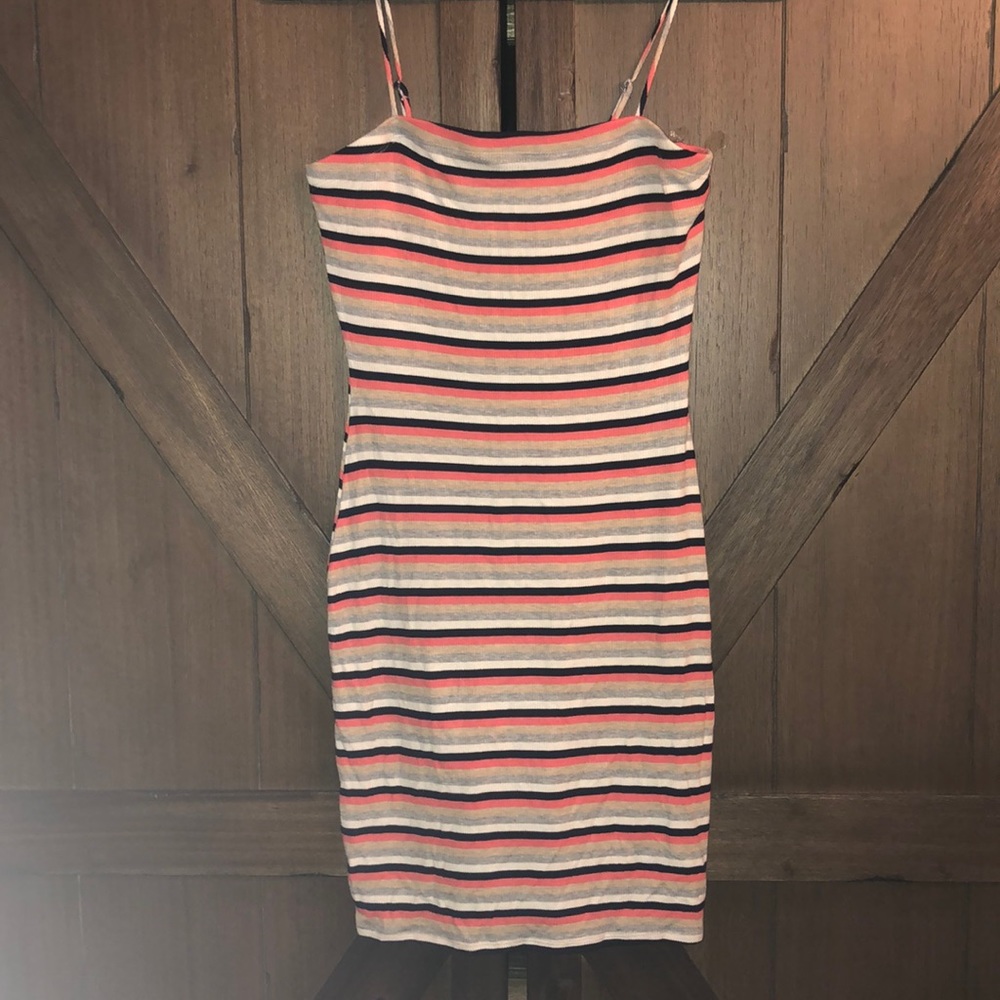 Fitted bodycon striped mini dress
